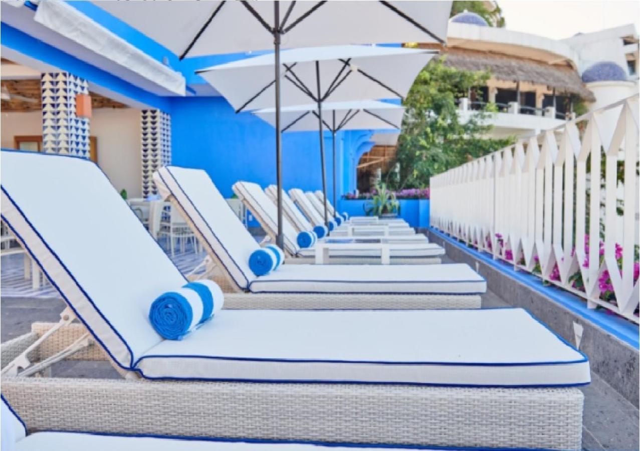 פוארטו ואלארטה Hotel Luxury Patio Azul (Adults Only) מראה חיצוני תמונה The pool at the Bel Air Hotel