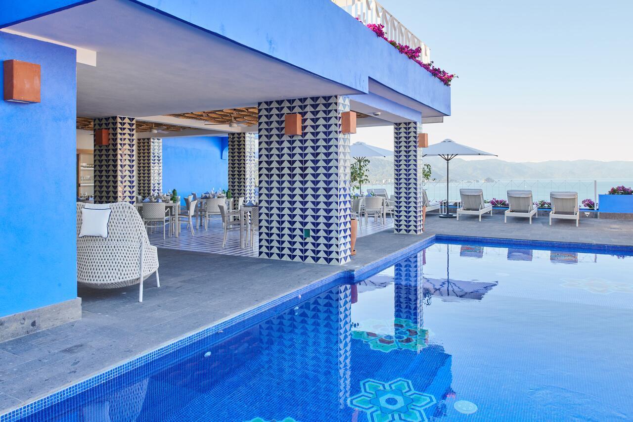 פוארטו ואלארטה Hotel Luxury Patio Azul (Adults Only) מראה חיצוני תמונה The pool at the hotel